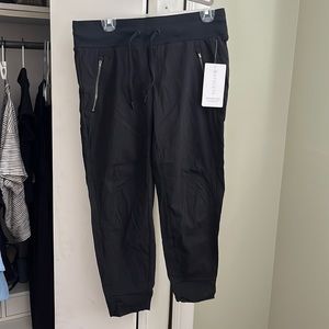 ATHLETA TREKKIE NORTH JOGGER - petite